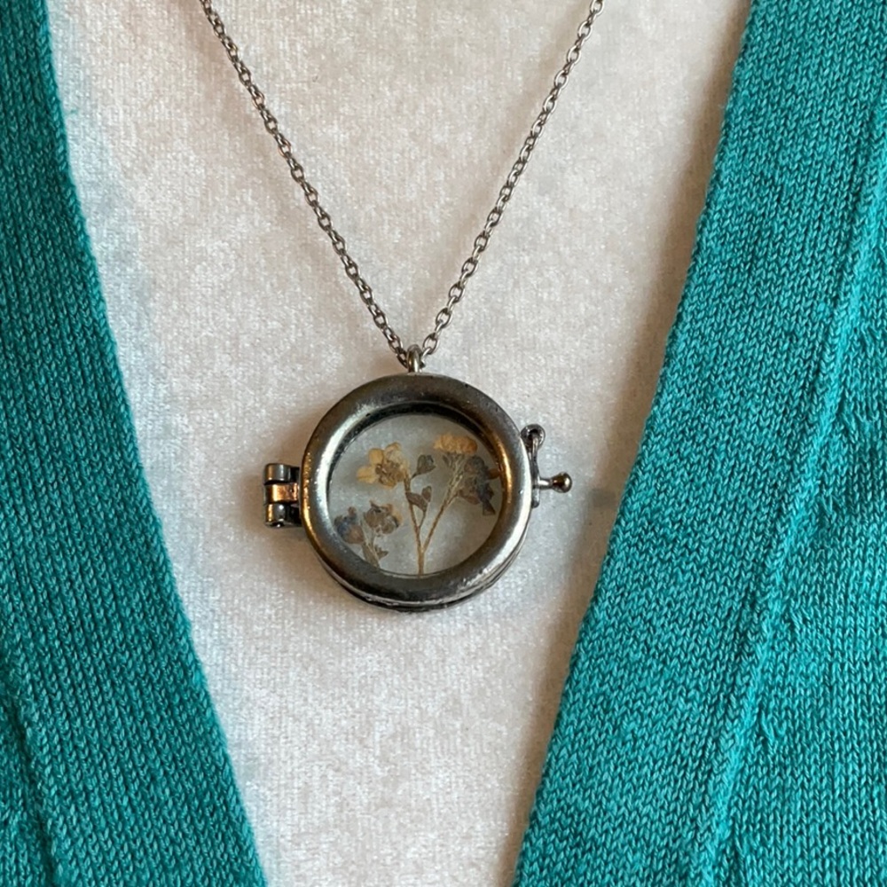 Vintage Silver dried floral pendant necklace
